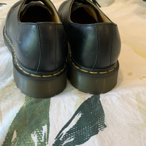 Dr Martens like new shoes - Picture 5 of 8
